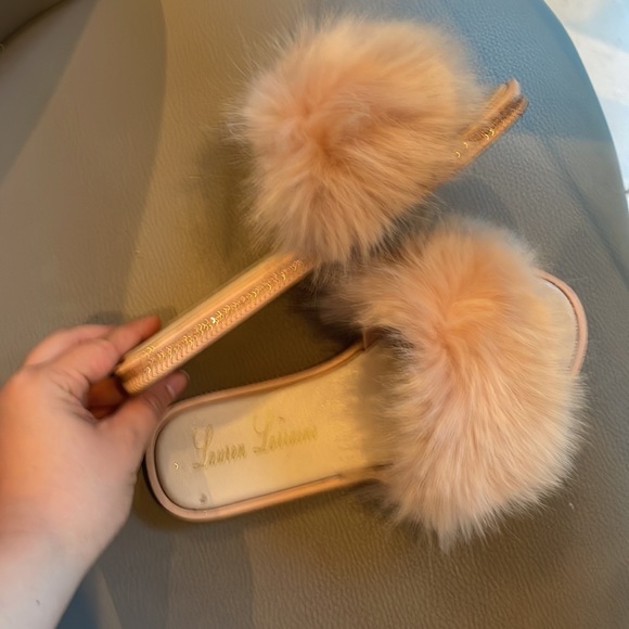 Pink Fluffy Sandal Slippers Lauren Lorraine - Picture 3 of 4